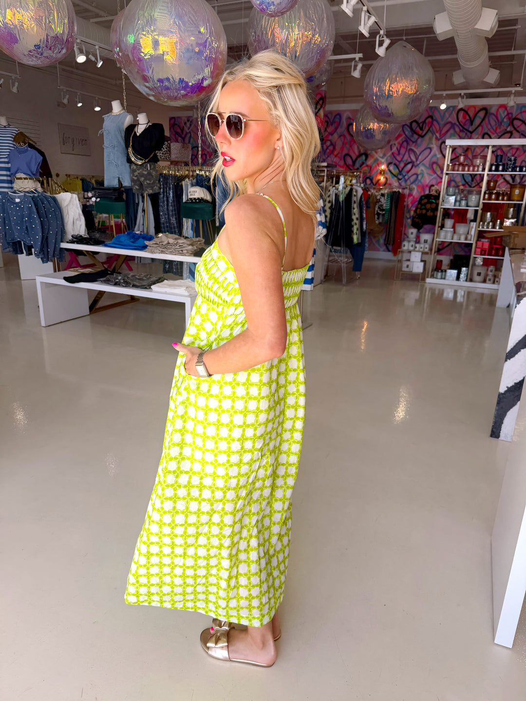 Chainlink Pintucked Sleeveless Midi Dress