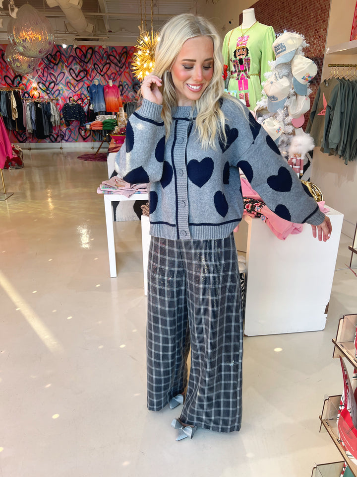 HEART SHAPE DETAIL CARDIGAN