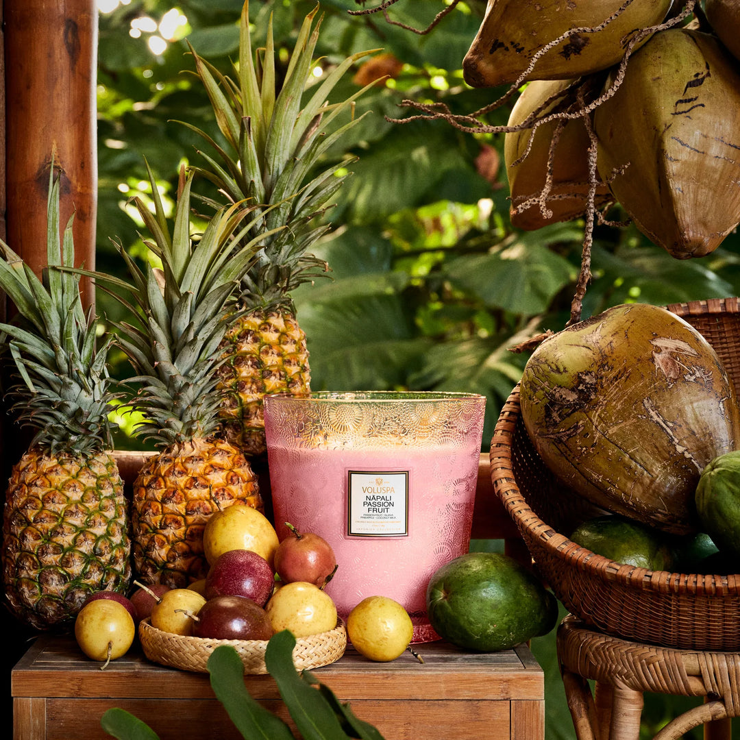 VOLUSPA- NAPALI PASSION FRUIT 5 WICK HEARTH CANDLE