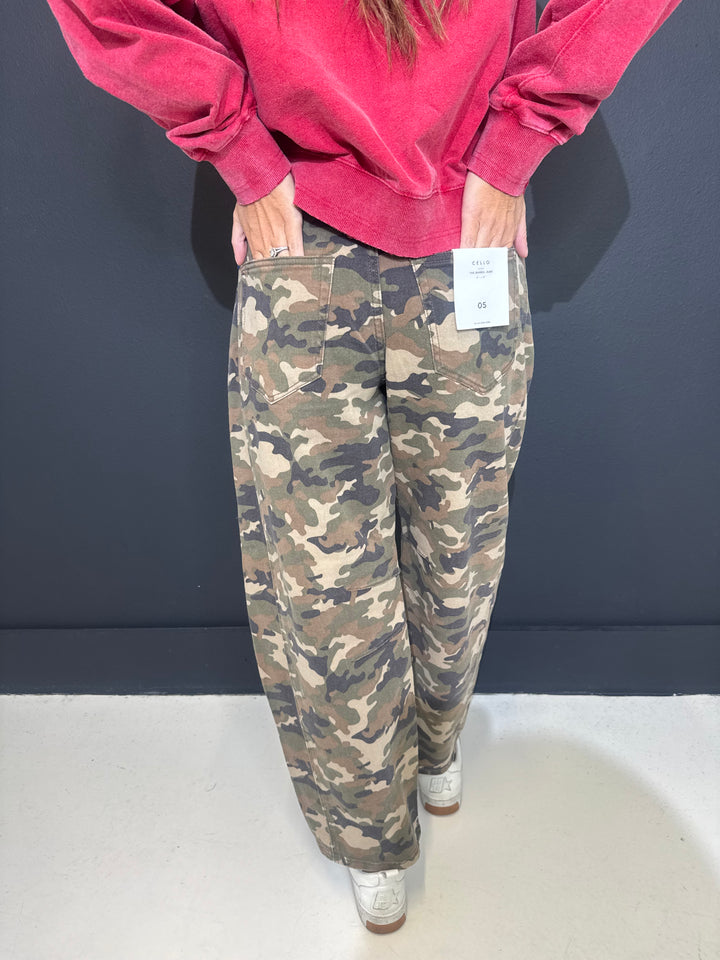 Camo Mid Waisted Barrel Leg