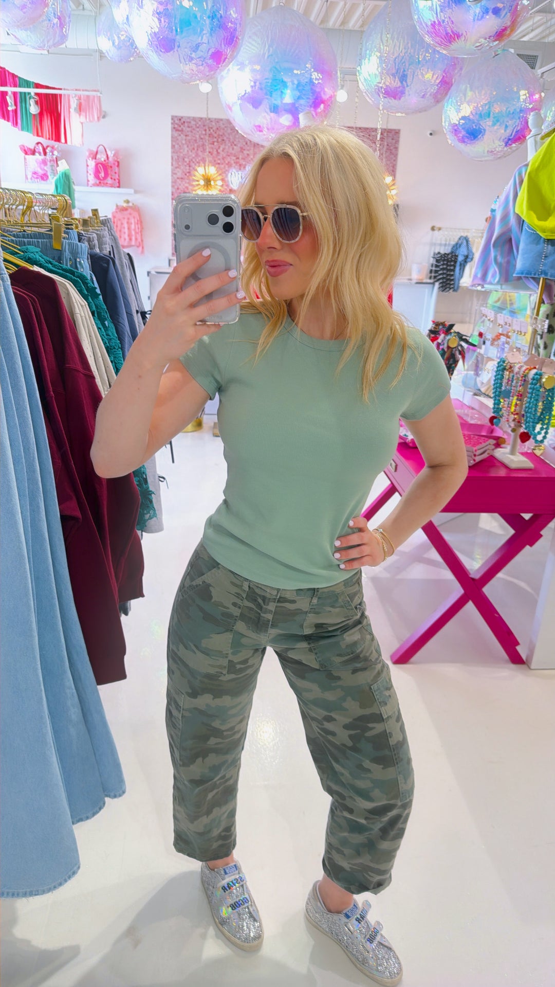 Basic Short Sleeve Top / Sage Green