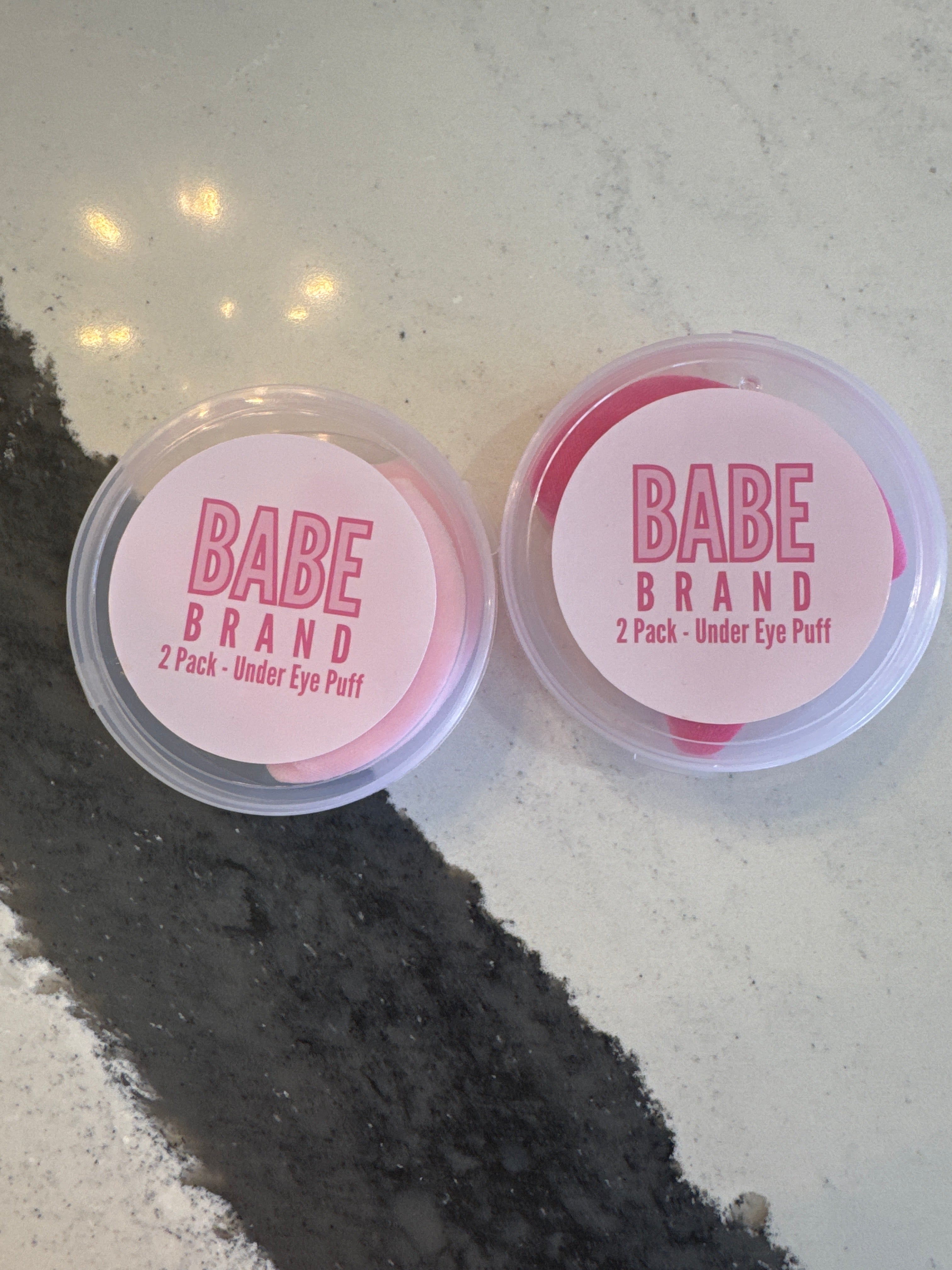 Brookeside Clothing B.A.B.E Undereye Puff - Thumbnail 2