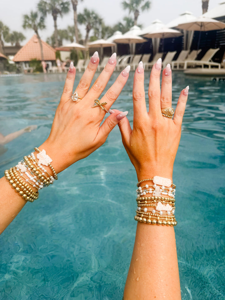 Trophy Wife Bracelet on Gold 6.75in