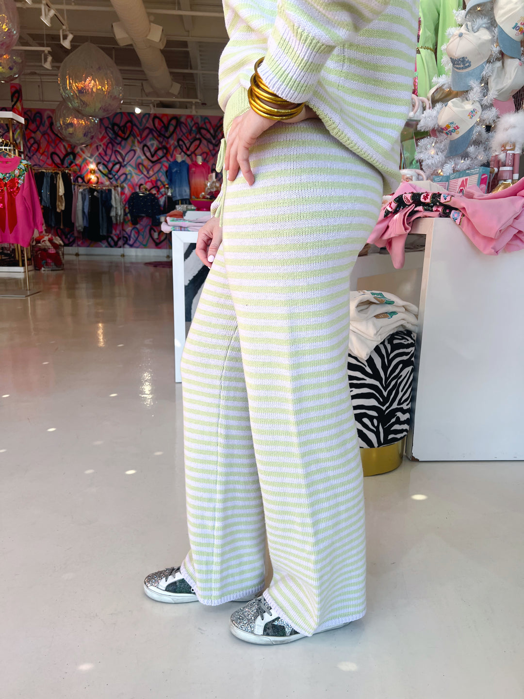 CREW NECK STRIPE SWEATER & WIDE LEG PANTS