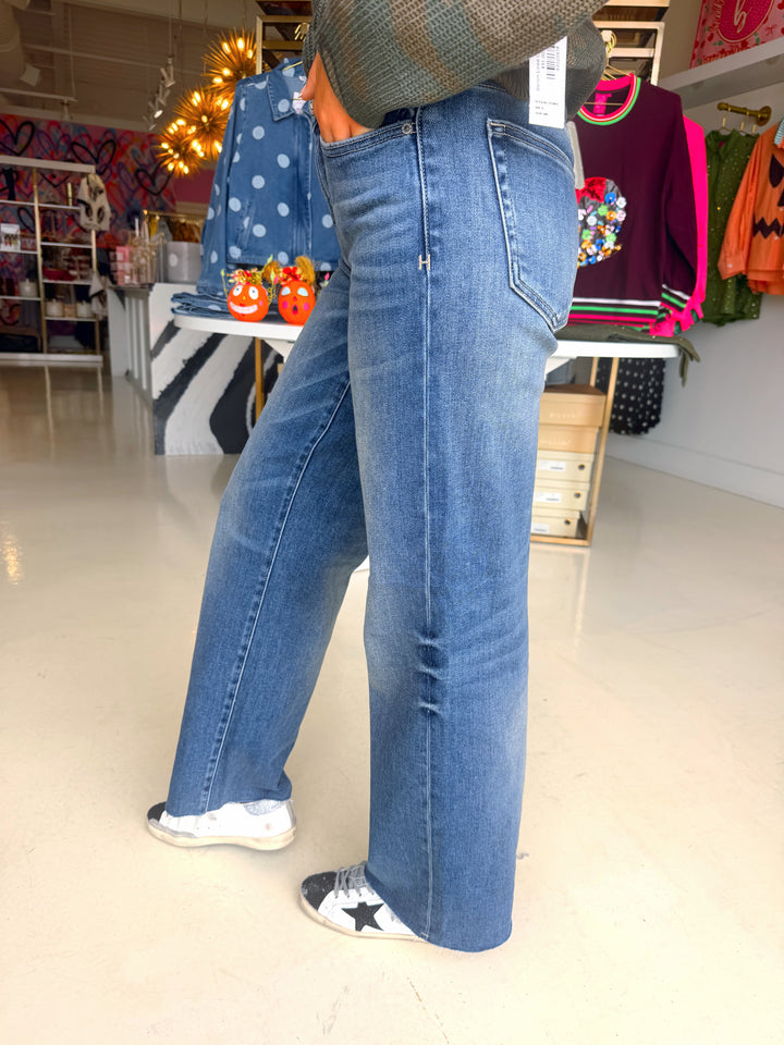 Logan Dark Vintage Wash Dad Jean