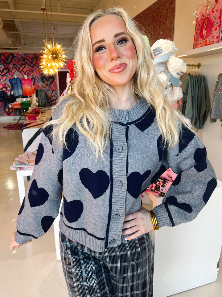HEART SHAPE DETAIL CARDIGAN