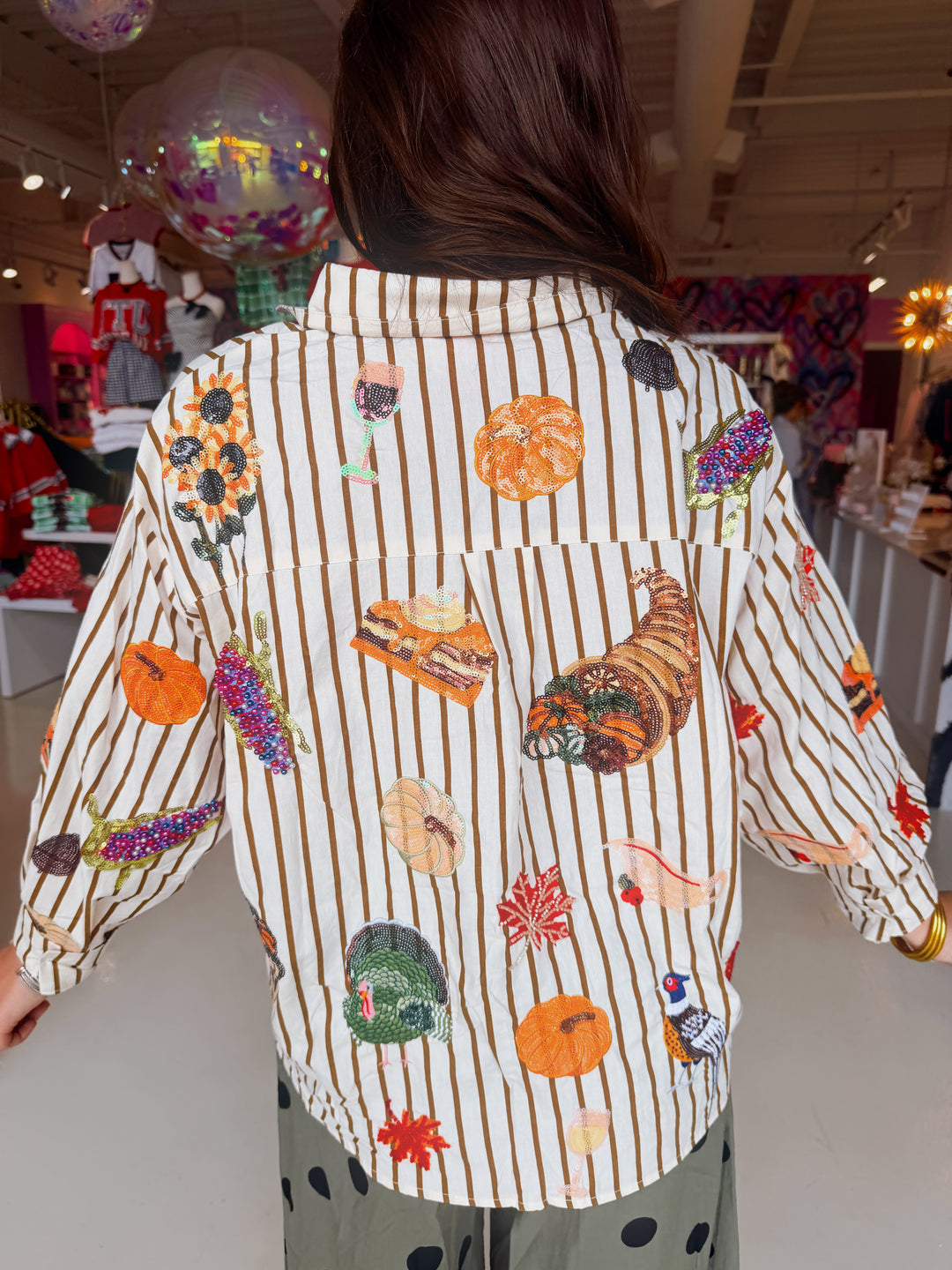 QOS Beige Striped Thanksgiving Icon Button Up Top