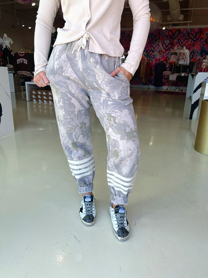 Cutesie Camo Fleece Jogger