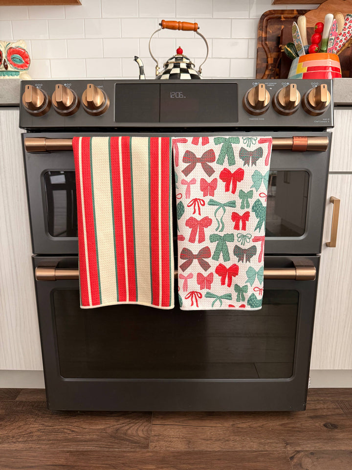 Dress It Up: Double-Sided Hand Towel