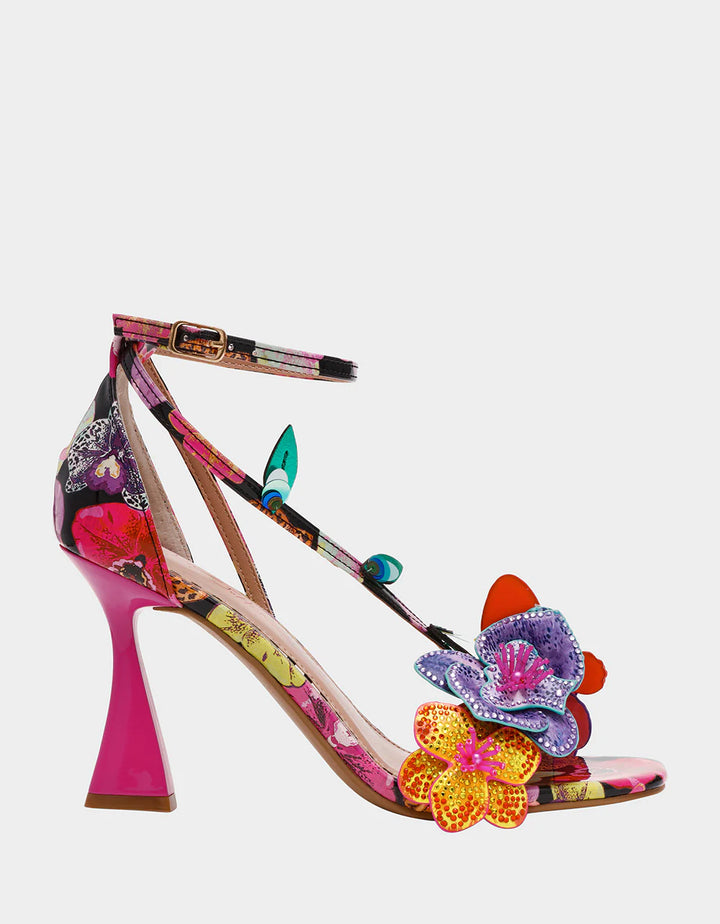Camille Heel