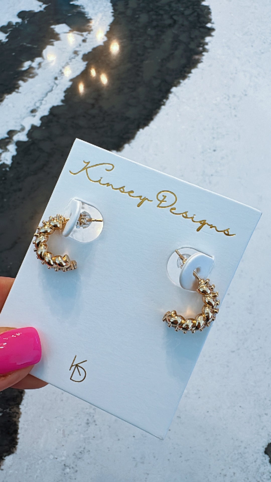 Zuri Gold Hoop Earrings