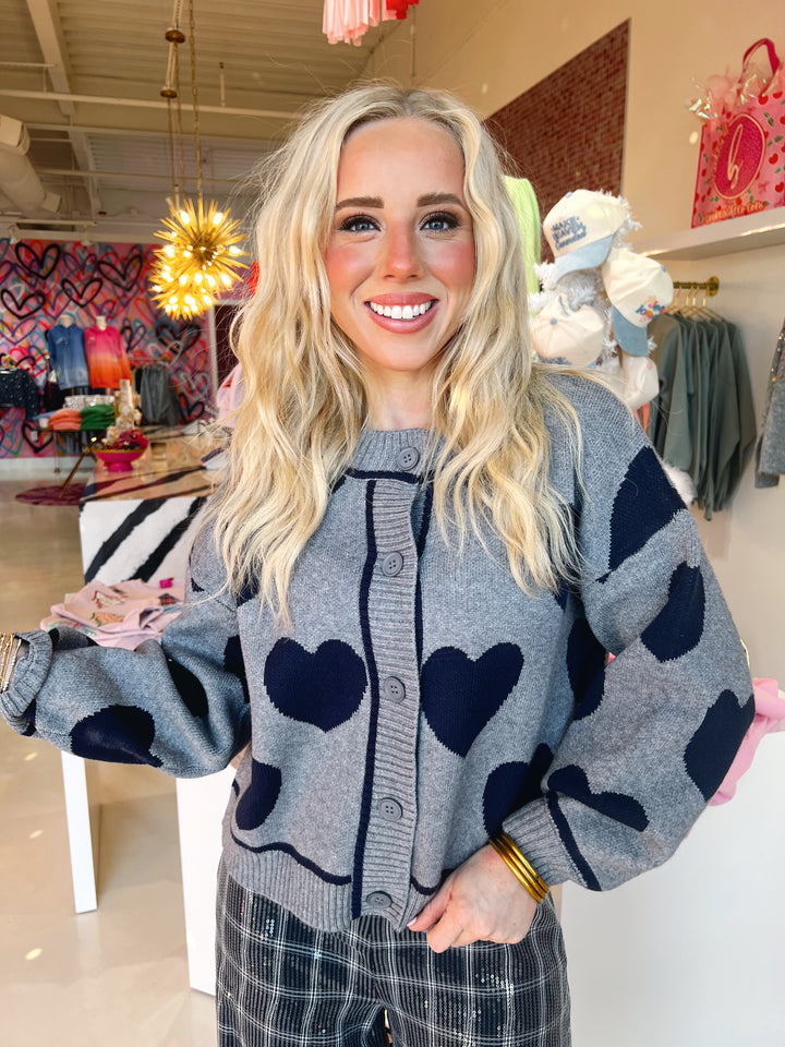 HEART SHAPE DETAIL CARDIGAN