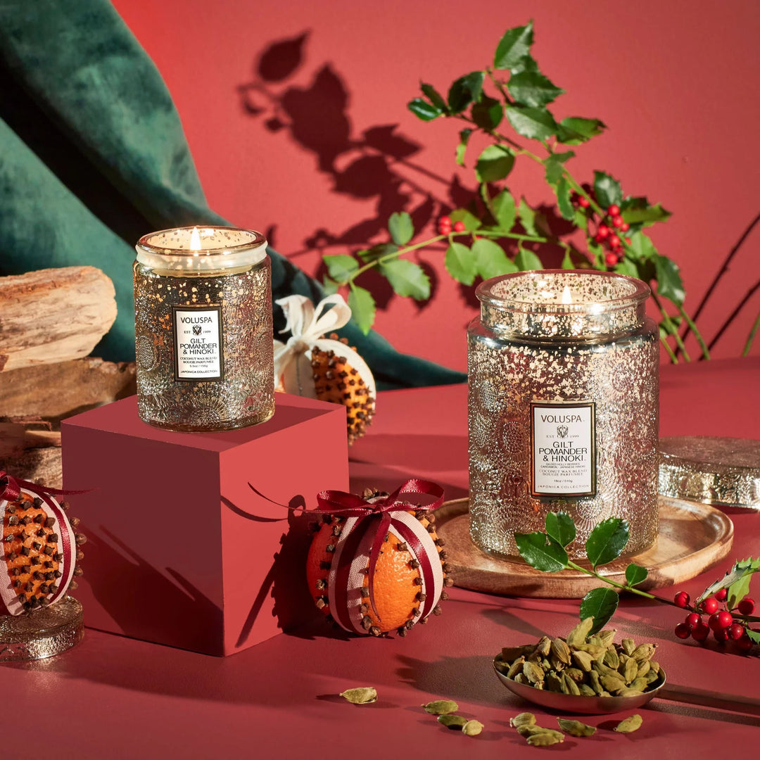 VOLUSPA-GILT POMANDER & HINOKI LARGE JAR CANDLE