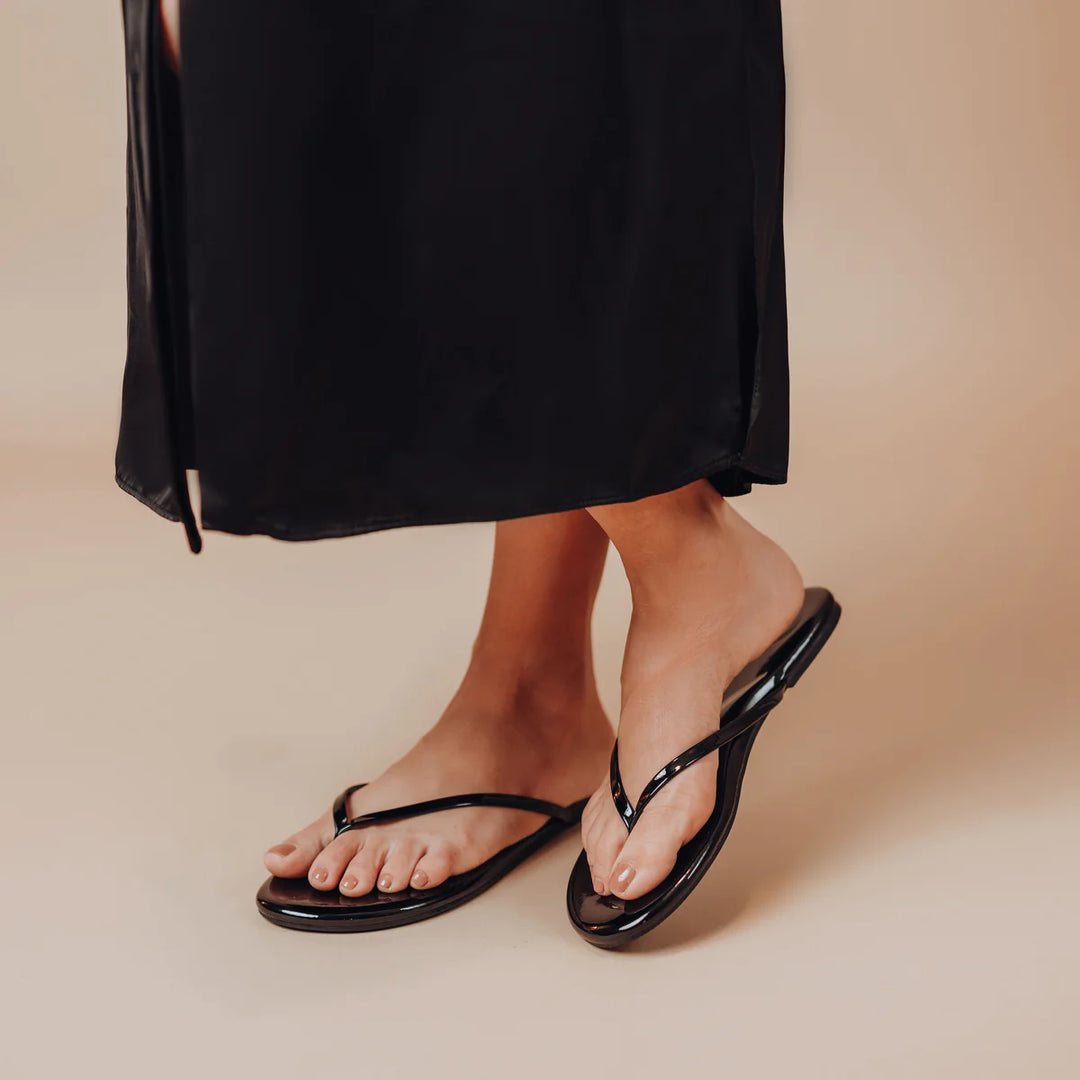 INDIE | Onyx Patent Black Sandal