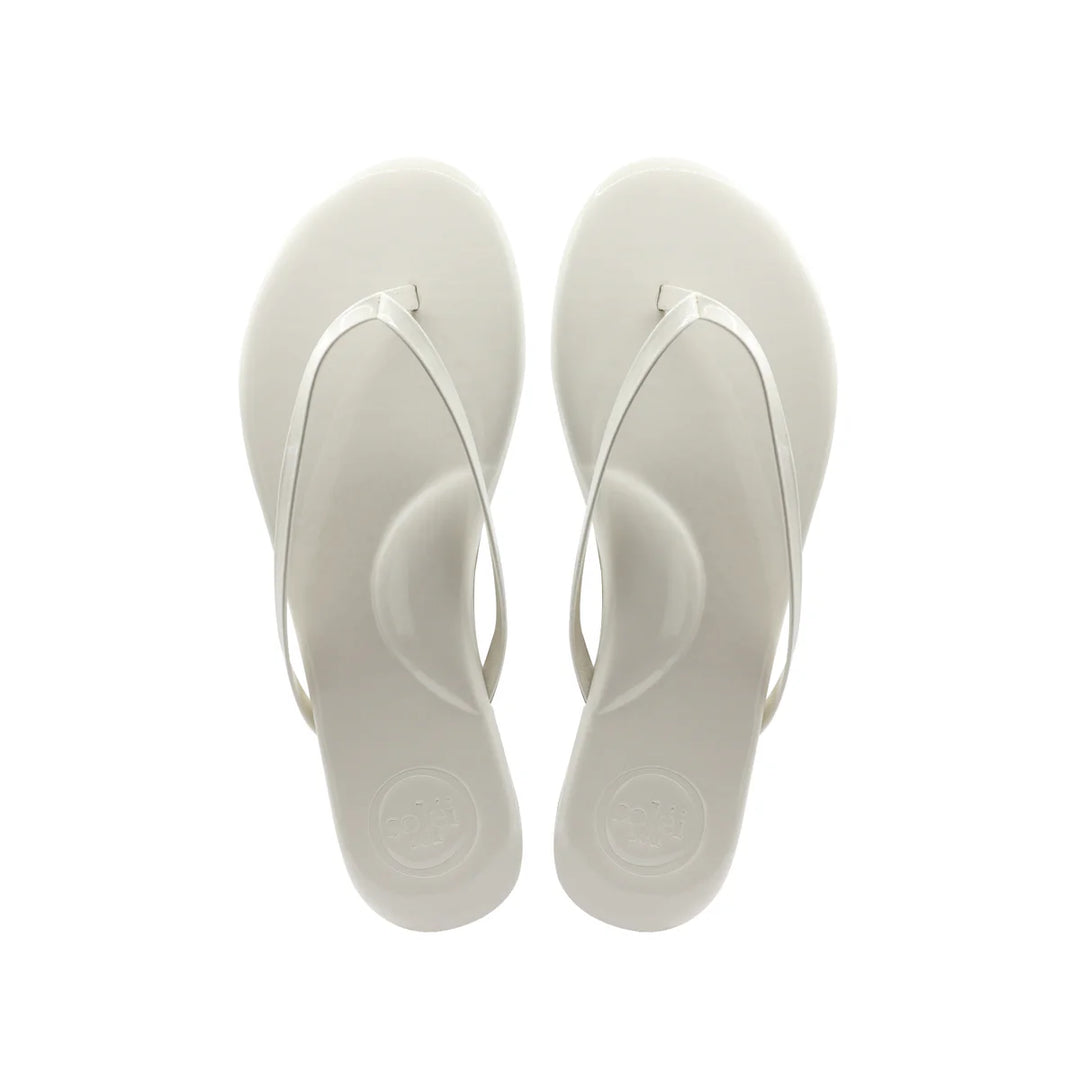 Solei Indie Sandal | Cream Patent