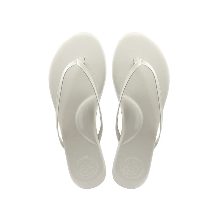 Solei Indie Sandal | Cream Patent
