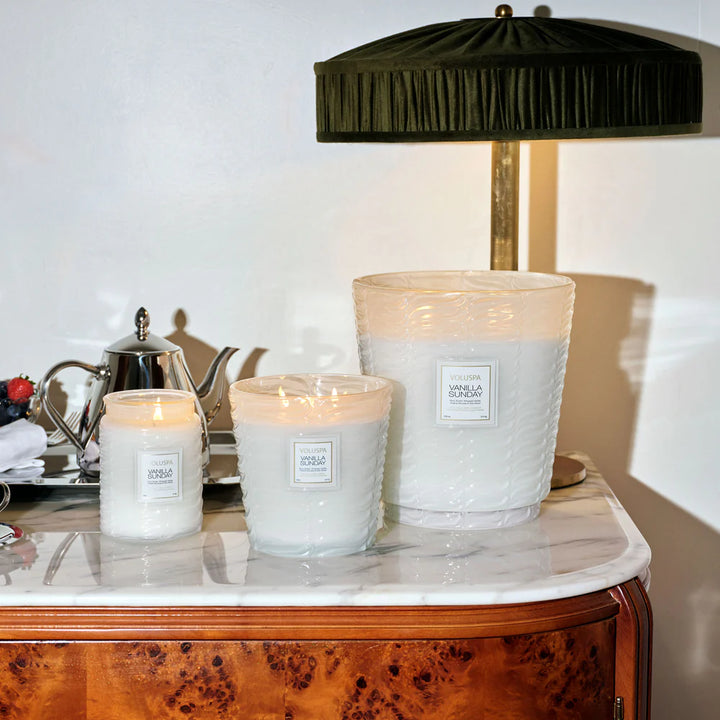 VOLUSPA - VANILLA SUNDAY SMALL JAR CANDLE